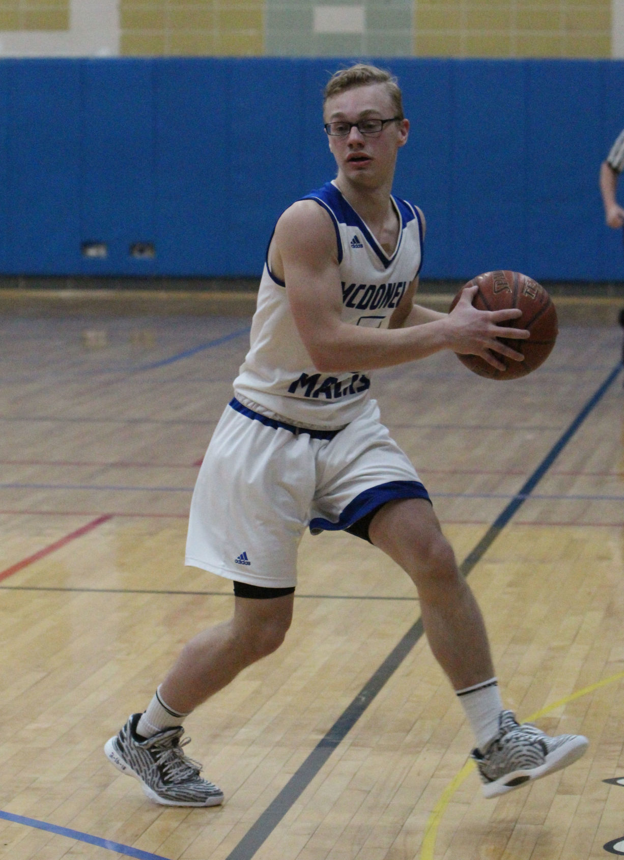 Eau Claire Immanuel at McDonell boys basketball 3-2-18